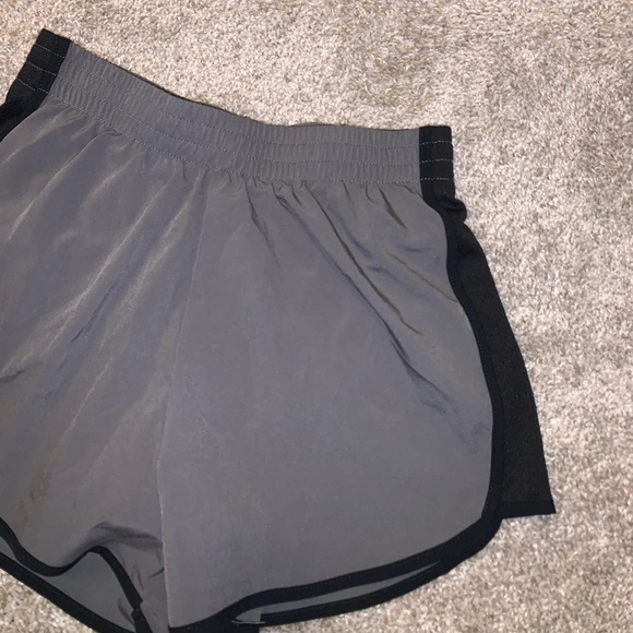 Starter Dri Star Gray & Black Athletic shorts XS - Picture 5 of 12